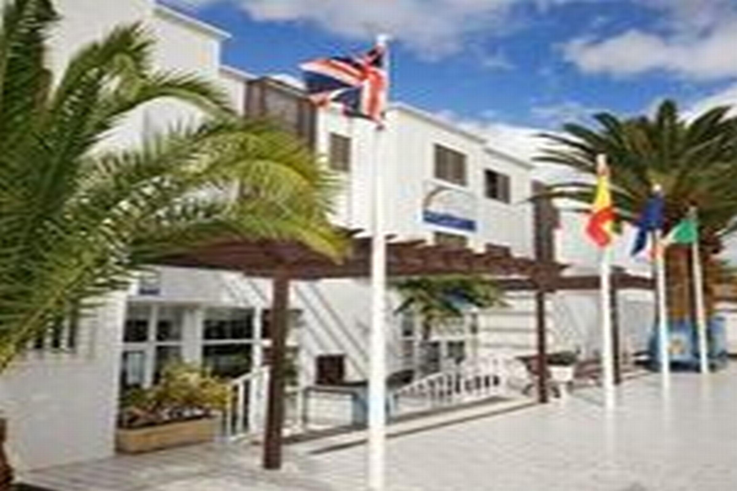Plaza Azul Aparthotel Puerto del Carmen  Exteriör bild