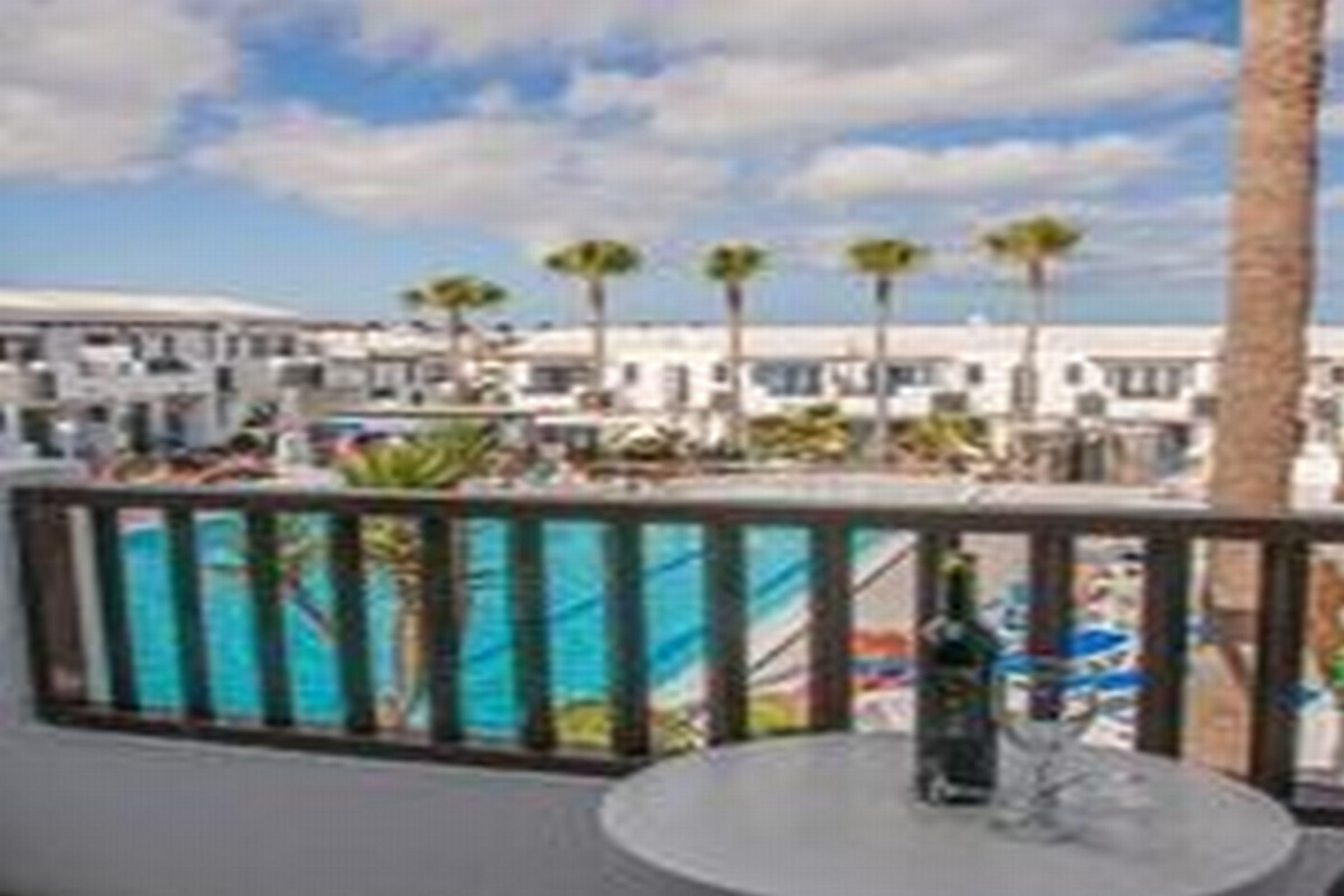 Plaza Azul Aparthotel Puerto del Carmen  Exteriör bild