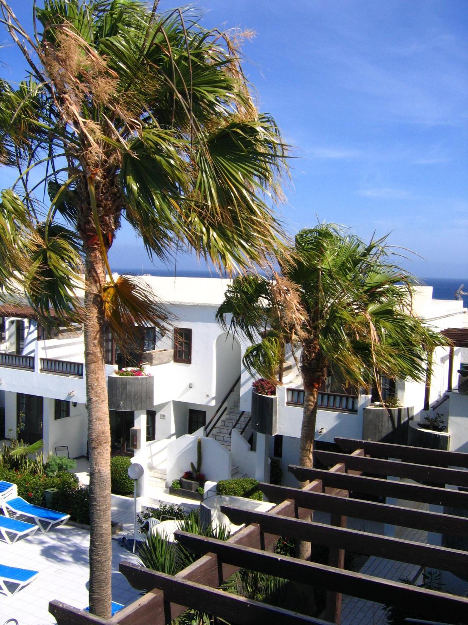Plaza Azul Aparthotel Puerto del Carmen  Exteriör bild