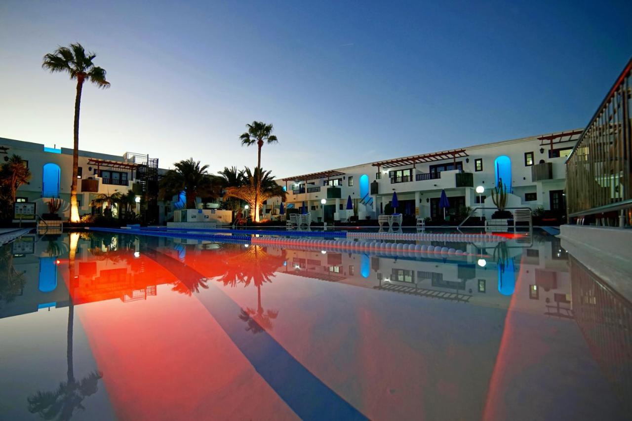 Plaza Azul Aparthotel Puerto del Carmen  Exteriör bild