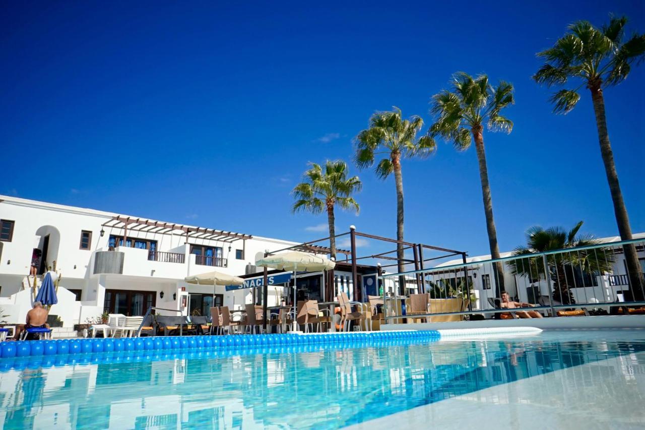 Plaza Azul Aparthotel Puerto del Carmen  Exteriör bild