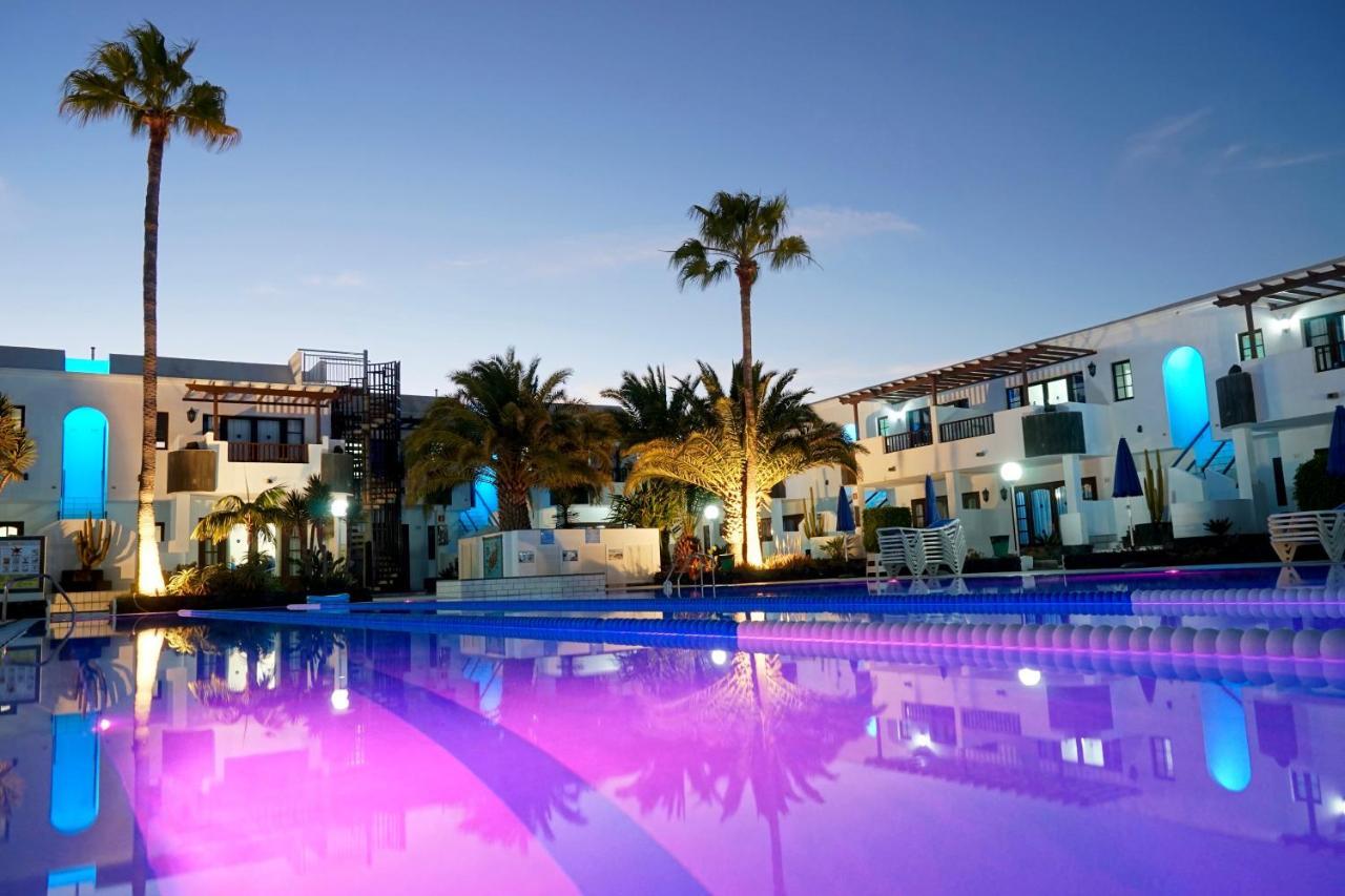 Plaza Azul Aparthotel Puerto del Carmen  Exteriör bild