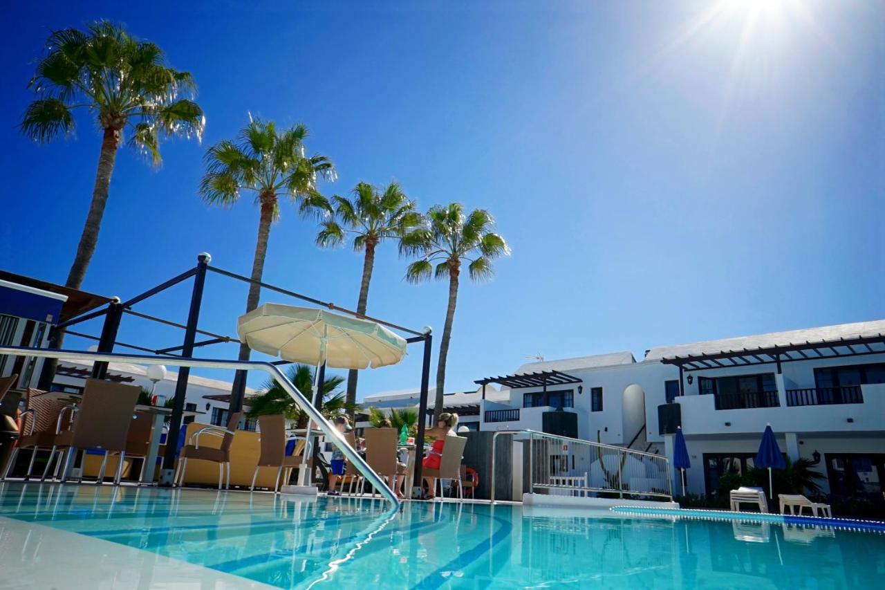 Plaza Azul Aparthotel Puerto del Carmen  Exteriör bild